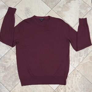 100% Merino Wool Banana Republic Men's Rich Burgundy Crewneck Sweater
